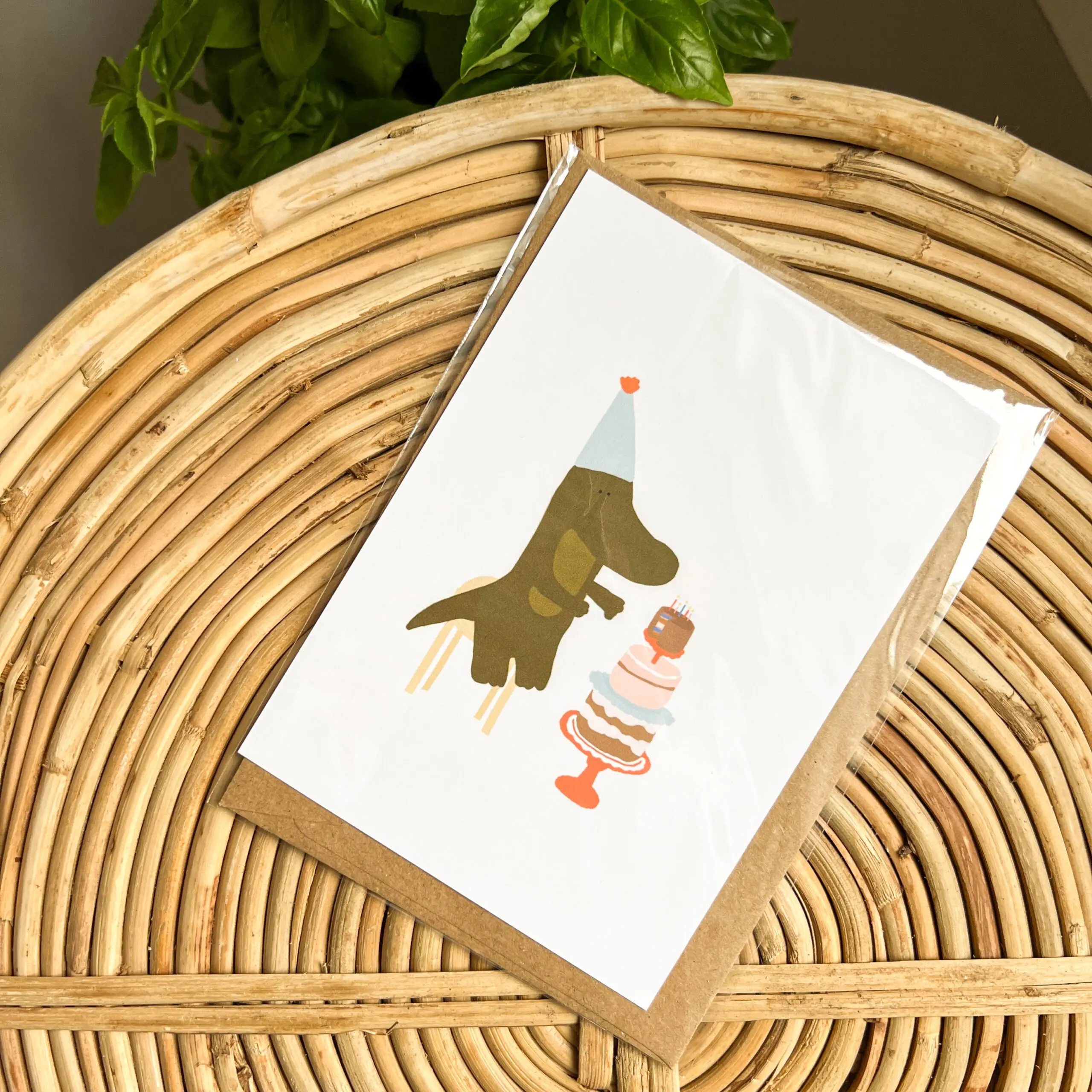 Wenskaart Jarige Krokodil met Verjaardagstaart