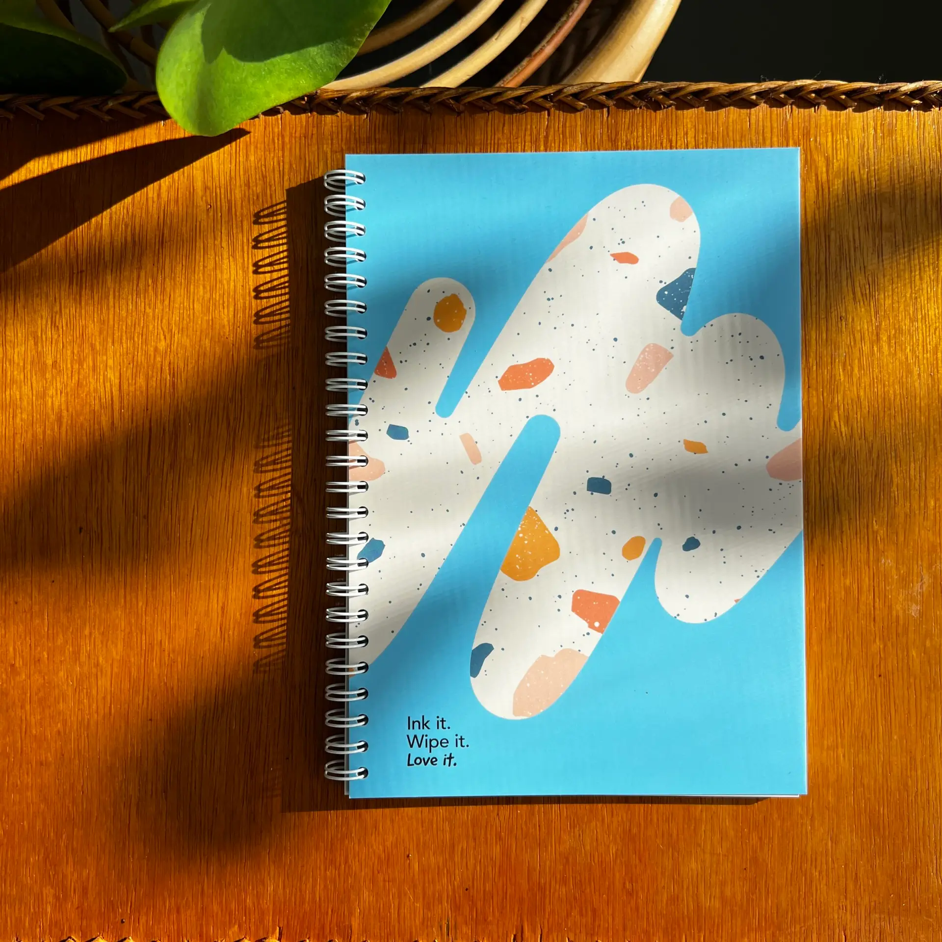 Uitwisbaar notitieboekje A5 Rocky Ice van MOYU met lichte cover